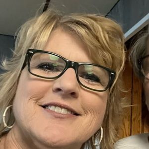 Meet your Posher, Annie